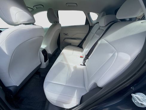 Used 2025 Hyundai Kona SEL image 23