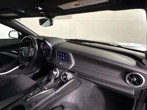 Used 2021 Chevrolet Camaro LT RWD image 29