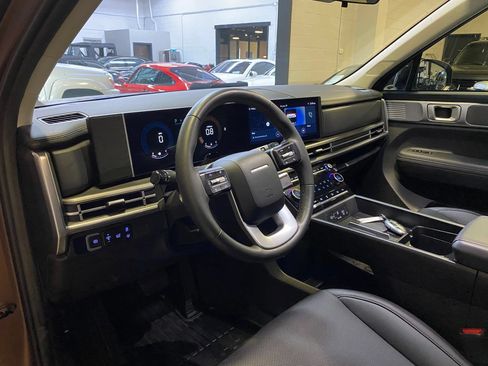 Used 2025 Hyundai Santa Fe XRT AWD/4WD image 13