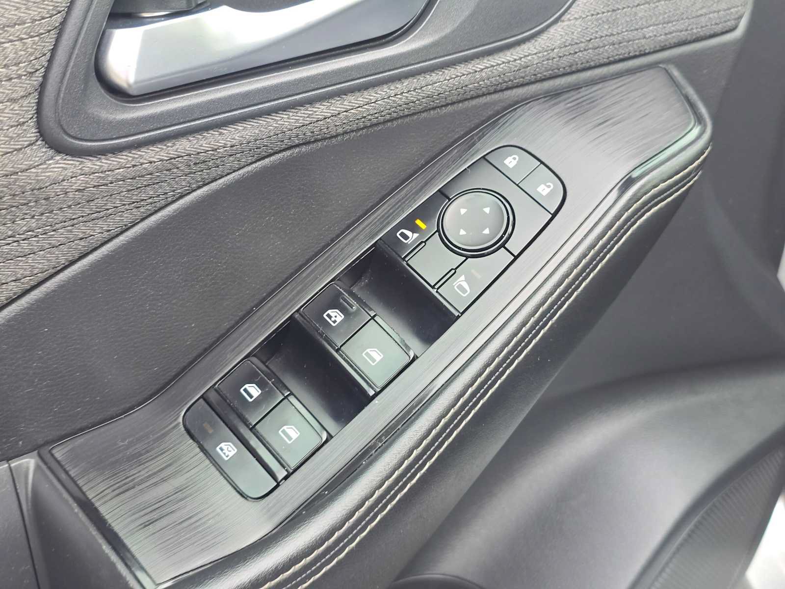 Used 2021 Nissan Rogue SV AWD/4WD image 23