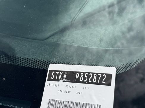 Used 2025 Honda Odyssey EX-L image 34