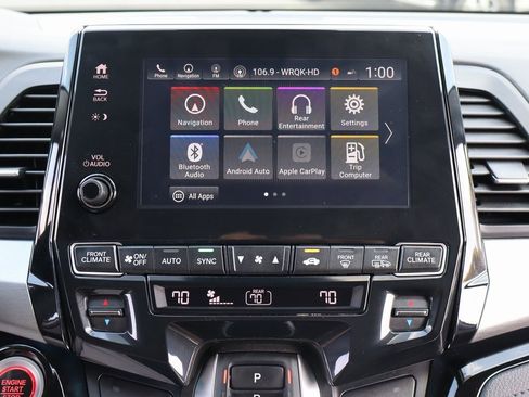 Used 2023 Honda Odyssey Touring image 10