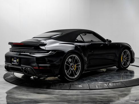 Used 2022 Porsche 911 Turbo S image 18