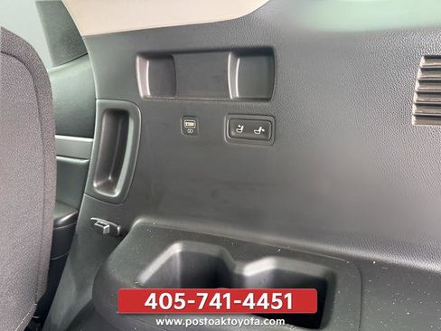 Used 2022 Hyundai Palisade SEL w/ Premium Package FWD image 25