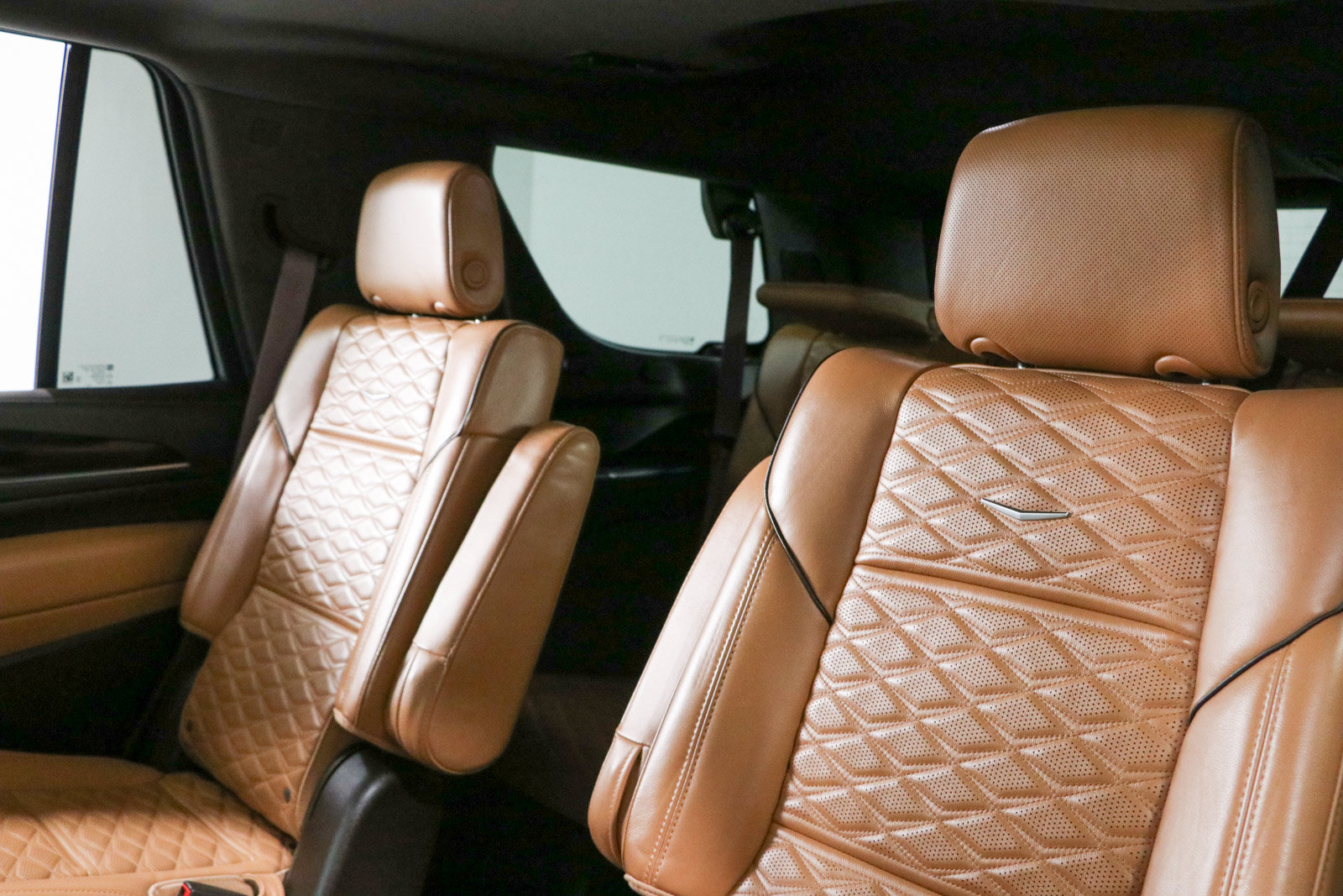 Used 2023 Cadillac Escalade Sport w/ Touring Package AWD/4WD image 30