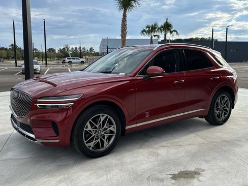 Used 2023 Genesis GV70 2.5T w/ Select Package image 7