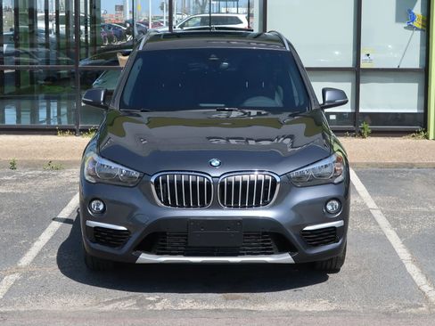 Used 2019 BMW X1 xDrive28i w/ Convenience Package image 5
