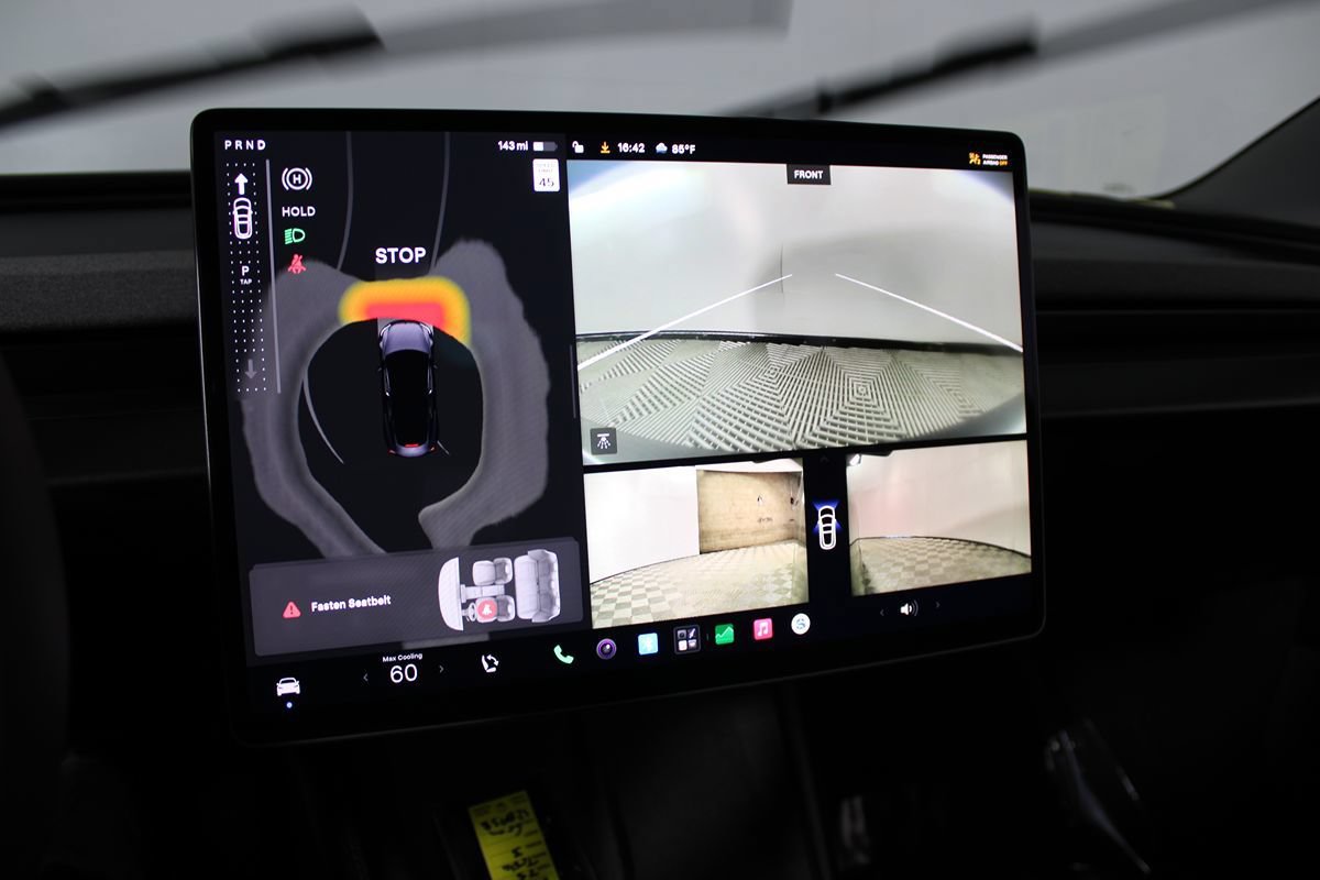 Used 2025 Tesla Model 3 Long Range RWD image 19