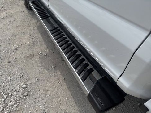 Used 2020 Ford F250 Lariat w/ Lariat Value Package image 12