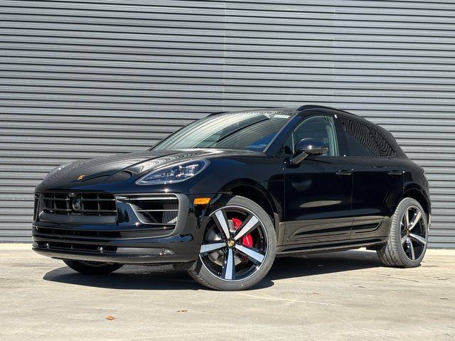 Certified 2026 Porsche Macan S AWD/4WD image 1