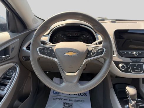 Used 2023 Chevrolet Malibu LS FWD image 18