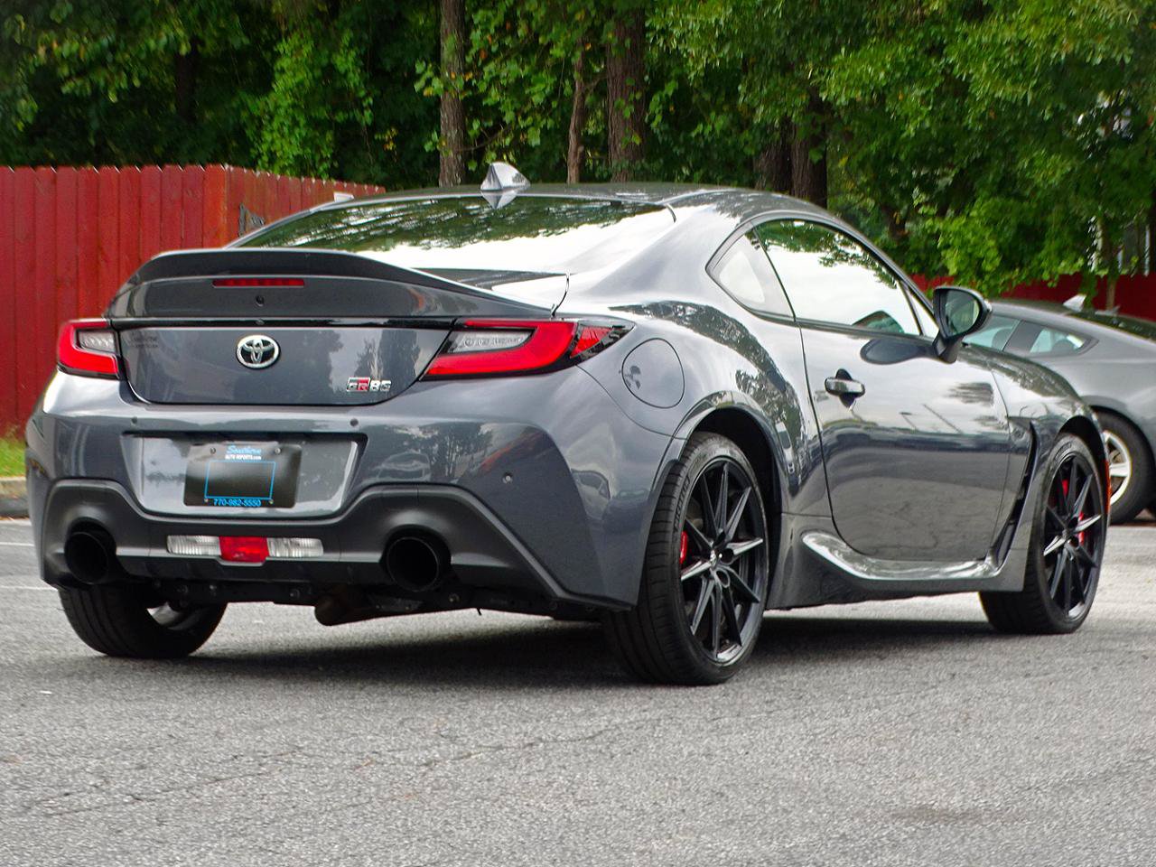 Used 2024 Toyota GR86 Premium w/ Performance Package RWD image 12
