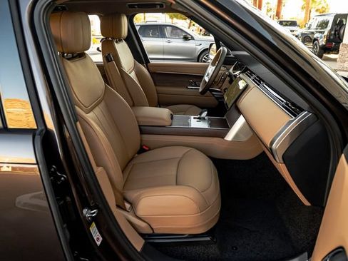 New 2026 Land Rover Range Rover SE AWD/4WD image 36