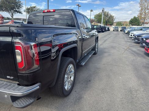 Used 2018 GMC Sierra 1500 SLT image 4