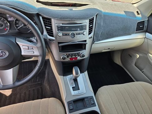 Used 2011 Subaru Outback 3.6R Premium AWD/4WD image 21