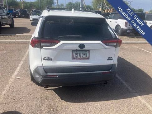Used 2021 Toyota RAV4 XLE w/ Convenience Package AWD/4WD image 5