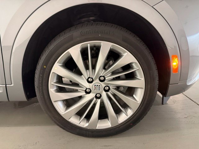 Certified 2026 Buick Envision Avenir AWD/4WD image 34