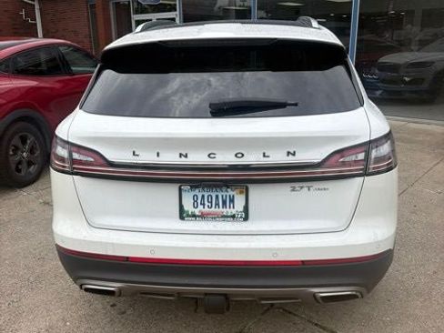 Used 2020 Lincoln Nautilus Black Label w/ Class II Trailer Tow Package AWD/4WD image 6