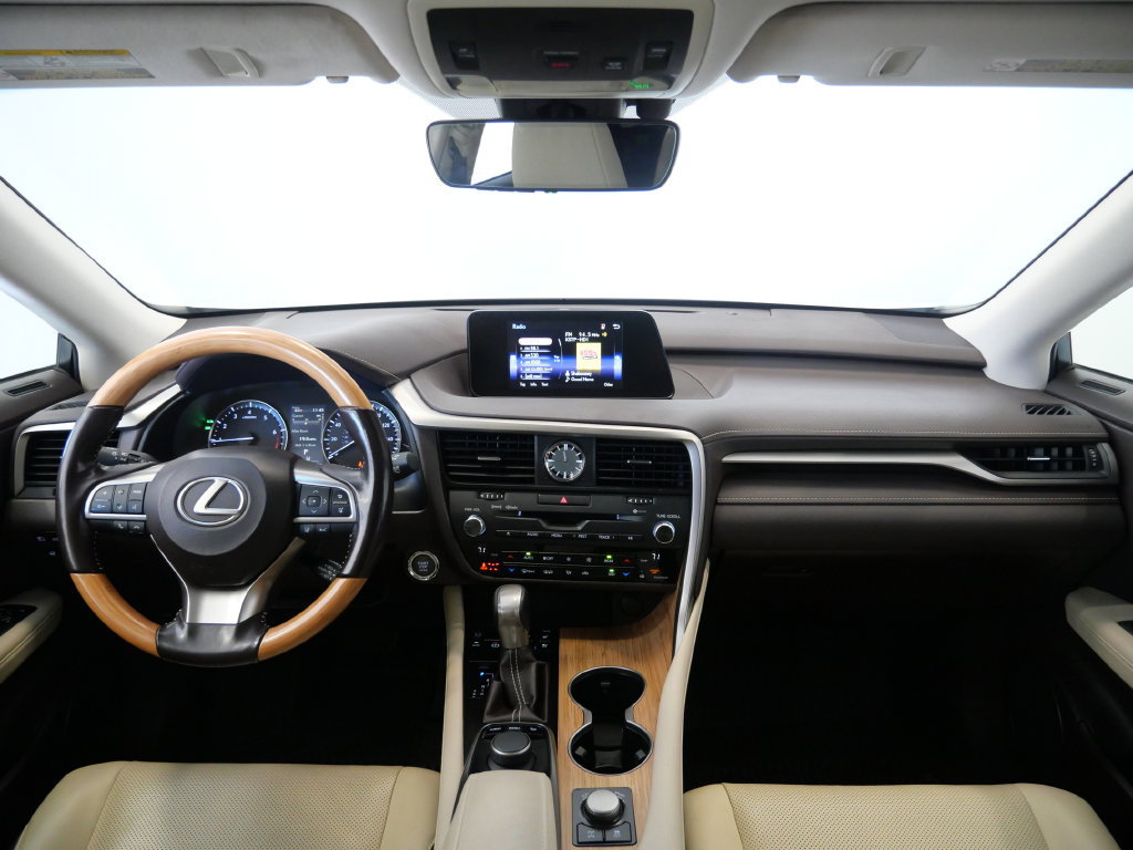 Used 2018 Lexus RX 350L AWD w/ Premium Package image 17