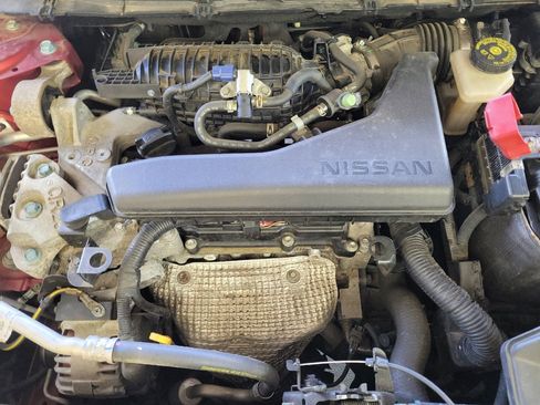 Used 2016 Nissan Rogue SV AWD/4WD image 30