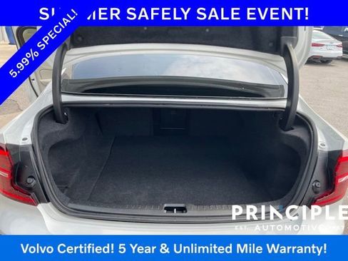Certified 2025 Volvo S60 B5 Core AWD/4WD image 26
