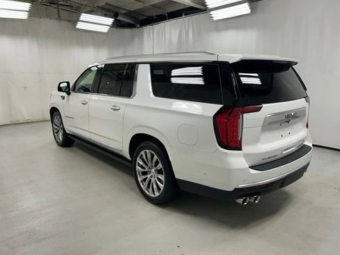 Used 2024 GMC Yukon XL Denali w/ Denali Reserve Package AWD/4WD image 7