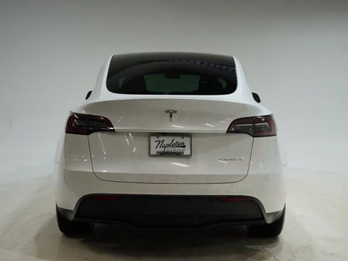 Used 2023 Tesla Model Y Long Range image 6