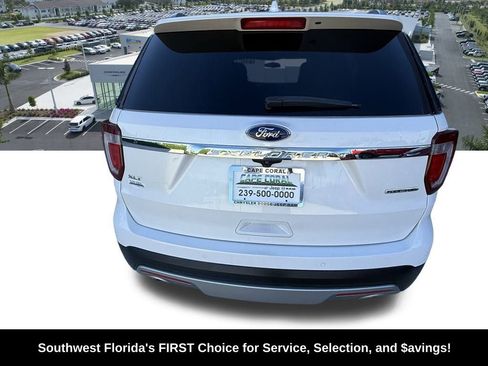 Used 2016 Ford Explorer XLT w/ Equipment Group 202A image 6