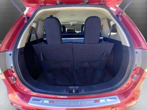 Used 2015 Mitsubishi Outlander SE image 12