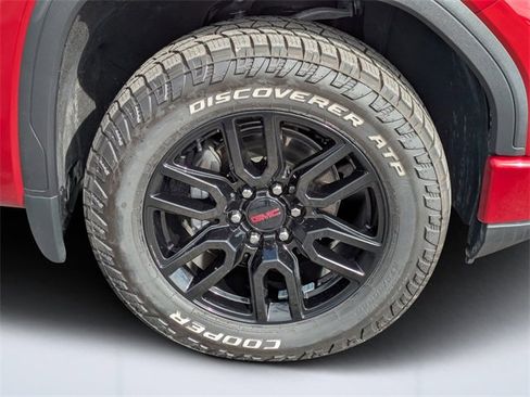 Used 2024 GMC Sierra 1500 Elevation image 10