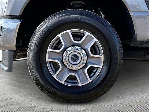 Certified 2023 Ford F350 Lariat image 9