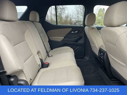 Used 2023 Chevrolet Traverse LS w/ Safety Package image 25