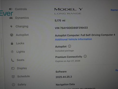 Used 2025 Tesla Model Y Long Range RWD image 7