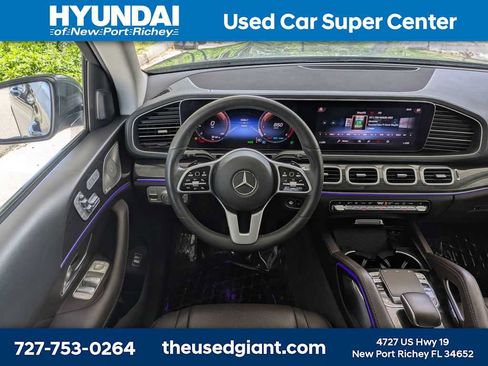 Used 2020 Mercedes-Benz GLS 450 4MATIC image 25
