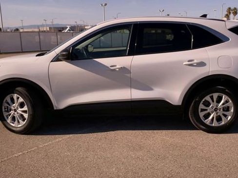 Used 2023 Ford Escape Active FWD image 5