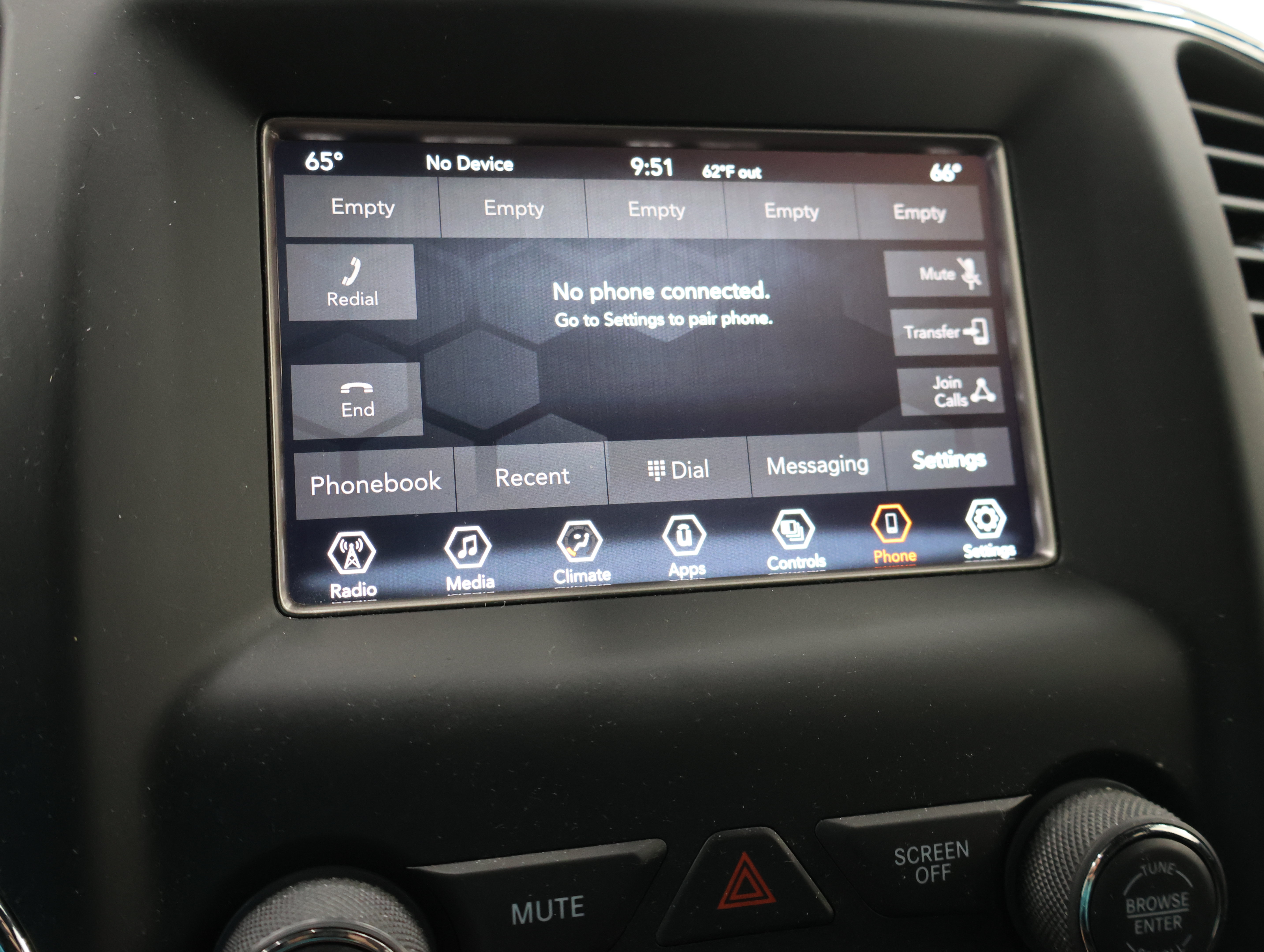 Used 2021 Jeep Grand Cherokee Laredo AWD/4WD image 52