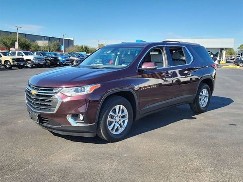 Certified 2018 Chevrolet Traverse LT image 12