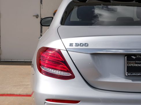Used 2017 Mercedes-Benz E 300 image 52