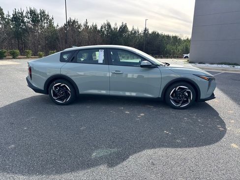 New 2025 Kia K4 EX image 2