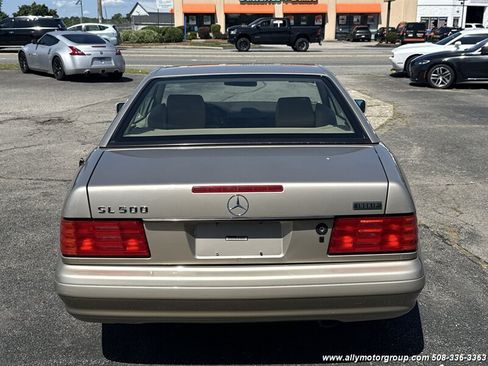Used 1997 Mercedes-Benz SL 500 image 6
