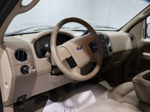 Used 2004 Ford F150 XLT image 16