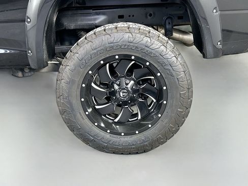 Used 2018 RAM 2500 Laramie w/ Sport Appearance Group AWD/4WD image 35