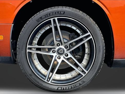 Used 2011 Dodge Challenger R/T RWD image 8