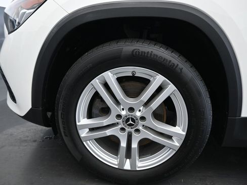 Used 2021 Mercedes-Benz GLA 250 4MATIC image 51