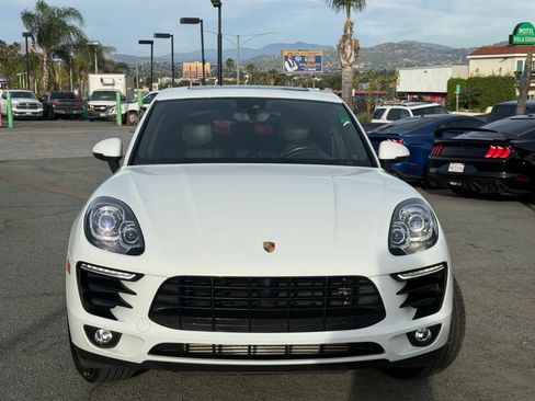 Used 2017 Porsche Macan AWD/4WD image 4