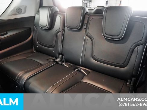 Used 2025 INFINITI QX80 Luxe AWD/4WD image 13