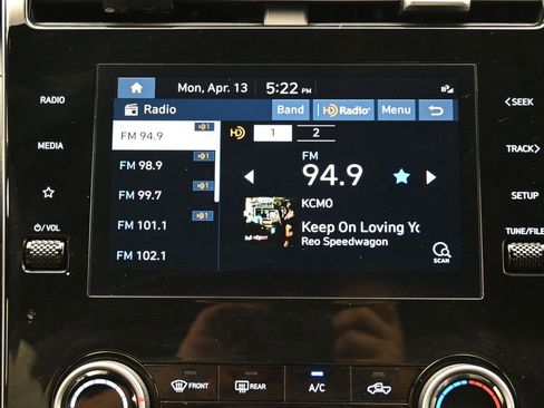 Used 2023 Hyundai Santa Cruz SEL image 19