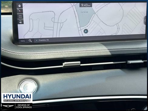 Used 2022 Genesis GV70 3.5T Sport w/ Sport Advanced Package AWD/4WD image 40