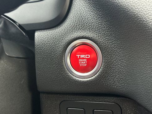 Used 2022 Toyota Tundra Limited w/ TRD Off-Road Package image 21