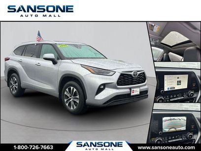 Certified 2025 Toyota Highlander XLE